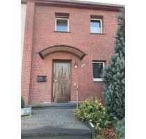 Reihenhaus mit Garten und Garage in Marl Sickingmühle