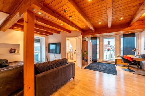 Foto - 4.5 Zimmer Dachgeschoßwohnung zur Miete in Albertshofen