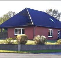 Einfamilienhaus in Stedesand - 290.000,00&nbsp;EUR Kaufpreis, ca.&nbsp; 173,00&nbsp;m&sup2; in Risum-Lindholm (PLZ: 25920)