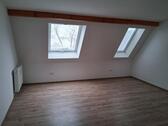 Foto - Charmante 3-Raum-Dachgeschosswohnung in Gera