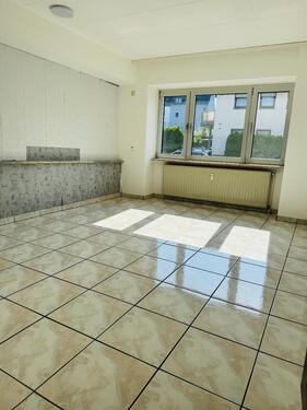 Foto - Großzügige 3-Zimmer-Wohnung in Altenkessel – Flexibler Grundriss