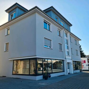 Foto - Dachgeschosswohnung - 1.350,00 EUR Kaltmiete,