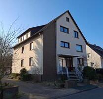 Bückeburg, am Jahnstadion, 4 Z K B neu renoviert !