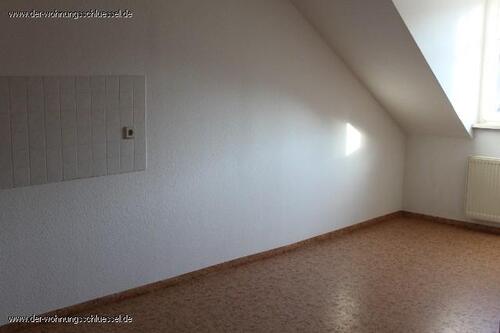 Foto - Neu renovierte 3-Raumwohnung - 395,00&nbsp;EUR Kaltmiete, ca.&nbsp; 83,50&nbsp;m&sup2;