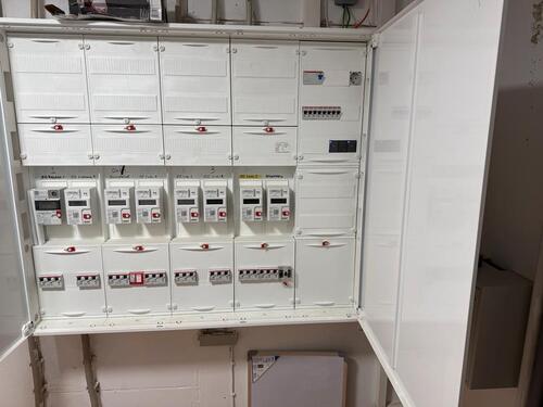 Foto - 7 Zimmer Mehrfamilienhaus, Wohnhaus zum Kaufen in Riegelsberg