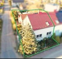 Charmante Doppelhaushälfte + Grundstück und Einliegerwohnung - Brandenburg an der Havel