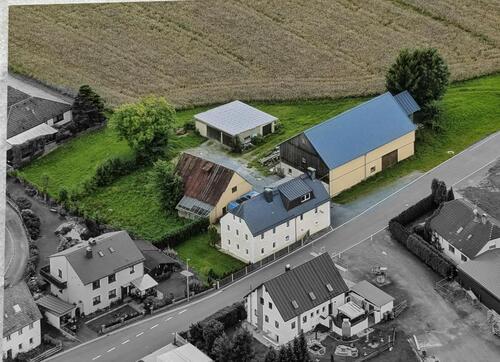 Foto - Wohnhaus mit 9.150 m² Grundstück, Scheune & Werkstatt