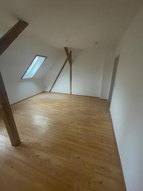 Foto - 3-Raum-DG-Wohnung in Gera Zwötzen mit Einbauküche Gartennutzung