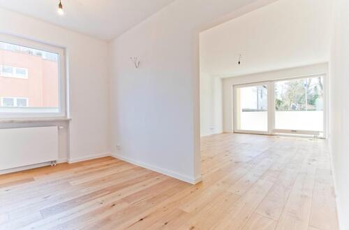 Foto - 3 ZI BALKON PASING 72m2 DIELENPARKETT EINBAUKÜCHE