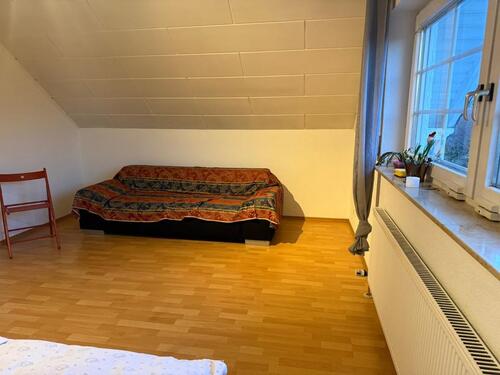 Foto - 1 Zimmer Dachgeschoßwohnung zur Miete in Bonn