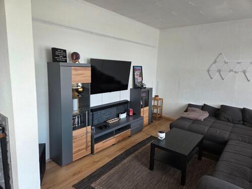 Foto - Modernes Platzwunder: 115m² Wohnung + 110m² Dachboden & Garage