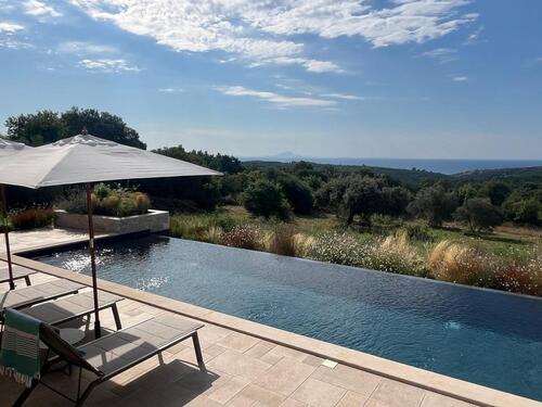 Foto - Ferienhaus mit Panorama-Meerblick & Infinity-Pool in Istrien