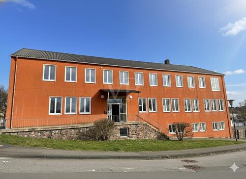 Foto - NEUES JAHR!!! NEW BUSINESS?? SEHR ZENTRALE GEWERBEFLÄCHE IN BAUMHOLDER!!!