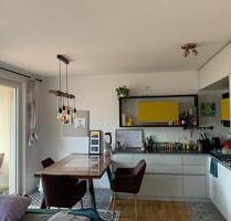 Schöne, moderne und voll möblierte 4-Zimmer-Wohnung in Berlin-Joh