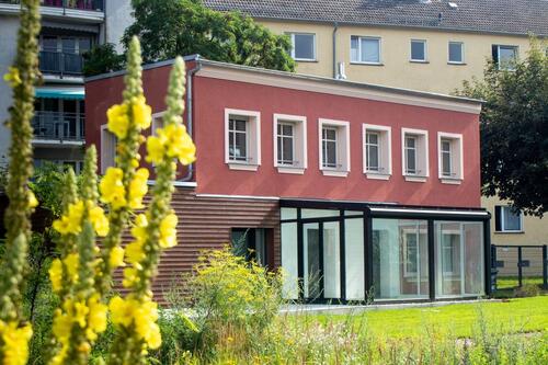 Foto - ***Sanierte Altbau-Remise mit Wintergarten & Garten beim Bhf***