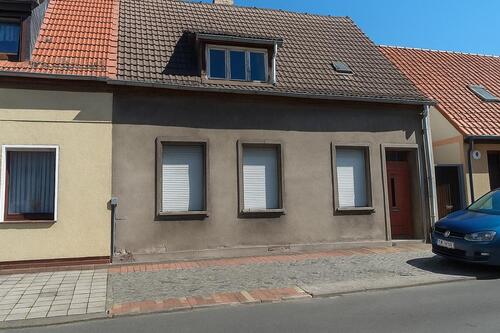 Foto - Renovierungsbedürftiges Haus mit Grundstück in Coswig (Anhalt)