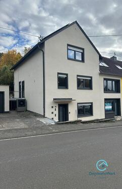 Foto - Traumhafte 3ZKB Wohnung - frisch saniert - inkl. Dachterrasse und Einbauküche