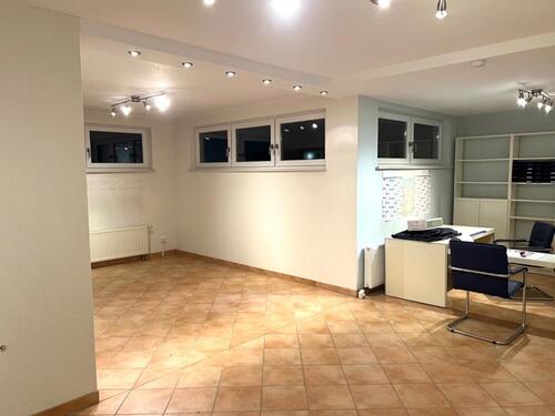 Foto - Büro, Studio, teilmöbliert - 450,00&nbsp;EUR Kaltmiete, ca.&nbsp; 42,50&nbsp;m&sup2;