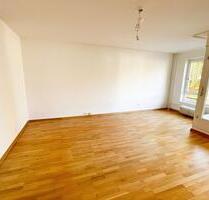 Attraktive 2-Zimmer-Wohnung mit Tiefgarage in Berlin-Lichtenrade