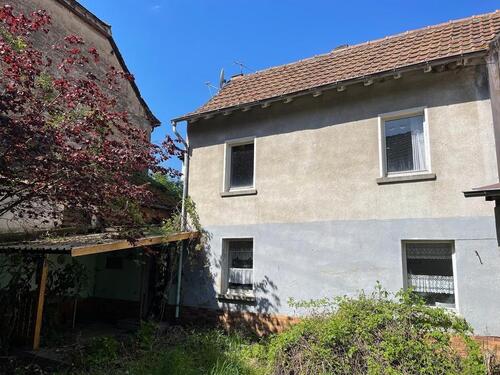 Foto - Kleine Einfamilienhaus mit Garten für Handwerker zum verkaufen