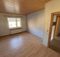 3-Zimmer-Wohnung in Gräfenthal - 380,00&nbsp;EUR Kaltmiete, ca.&nbsp; 65,00&nbsp;m&sup2; in Gräfenthal (PLZ: 98743)