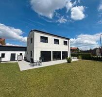 Provisionsfreies Neubau-Einfamilienhaus in moderner Architektur - Kröning