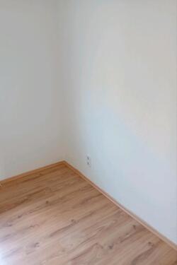 Foto - L335: 247 Selbstlager Lagerraum zu vermieten. Selfstorage, Haus-Wohnung-Umzug selber einlagern. Abstellraum, Stellplatz-Möbel-Küche, Lagerbox, Frachtraum, Lagerraum, Kein Seecontainer