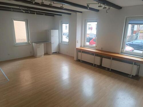 Foto - 2 Zimmer Wohnung - 650,00&nbsp;EUR Kaltmiete, ca.&nbsp; 52,00&nbsp;m&sup2;