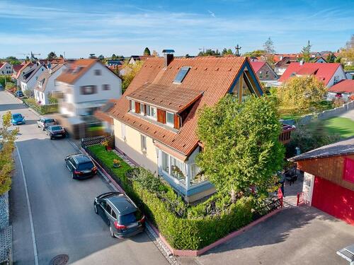 Foto - 3-Zimmer-Wohnung mit Balkon und großzügiger Terrasse (auf Wunsch komplett mit Möbeln)