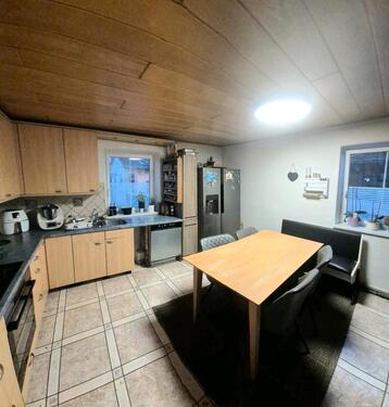 Foto - Haus mit großem Grundstück zu verkaufen