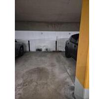 Tiefgaragenstellplatz Nawiaskystr. München Perlach
