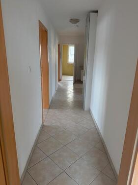 Foto - Geräumige 4 Zimmer Wohnung - 1.400,00&nbsp;EUR Kaltmiete, ca.&nbsp; 90,00&nbsp;m&sup2;