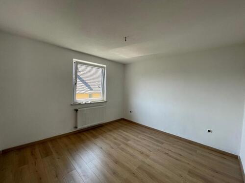 Foto - Wohnung Burglengenfeld, 4 Zimmer, Haustiere erlaubt, mit Garage