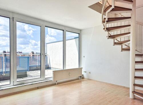 Foto - Helle 3-Zimmer Wohnung mit Galerie und großer Terrasse