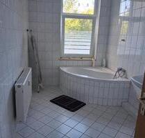 Wohnung zur vermiten - 300,00&nbsp;EUR Kaltmiete, ca.&nbsp; 60,00&nbsp;m&sup2; in Plauen (PLZ: 08529) Alt Chrieschwitz
