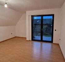 2-Zi Wohnung Südheide, zw. Unterlüß Hermannsb.Pferdehaltung mgl.