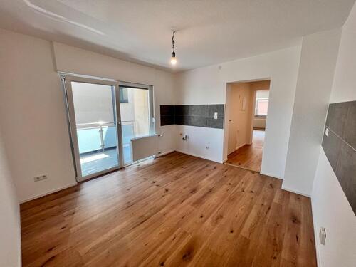 Foto - Helle sarnierte Wohnung 3 ZKB LA Stadtmitte 75m2 sofort verfügbar