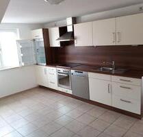 3 Zimmer Dachgeschoßwohung - 550,00&nbsp;EUR Kaltmiete, ca.&nbsp; 70,00&nbsp;m&sup2; in Geisenhausen (PLZ: 84144)