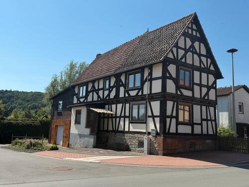 Foto - Haus mit Garten - 195.000,00&nbsp;EUR Kaufpreis, ca.&nbsp; 128,00&nbsp;m&sup2;
