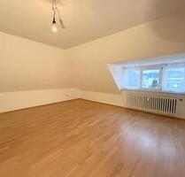 3-Zi.-Dachgeschosswohnung in Deggendorf - Sofort beziehbar!