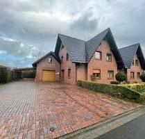 Großzügige Doppelhaushälfte mit Garage & Garten - Papenburg