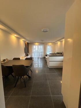 Foto - Moderne kernsanierte 2-Zimmer Wohnung mit Balkon & Stellplatz