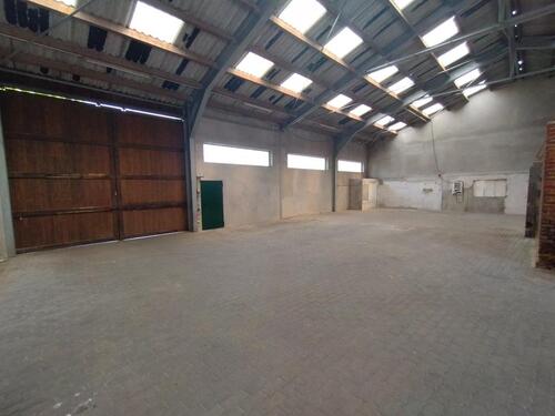 Foto - Lagerhalle Lagerfläche - 470,00&nbsp;EUR Kaltmiete, ca.&nbsp; 140,00&nbsp;m&sup2;