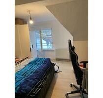 Gepflegte 2-Zimmer DG-Wohnung - 385,00&nbsp;EUR Kaltmiete, ca.&nbsp; 40,00&nbsp;m&sup2; in Hemer (PLZ: 58675)