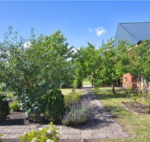 ab Juni Wohnung mit Garten und Garage - Karstädt