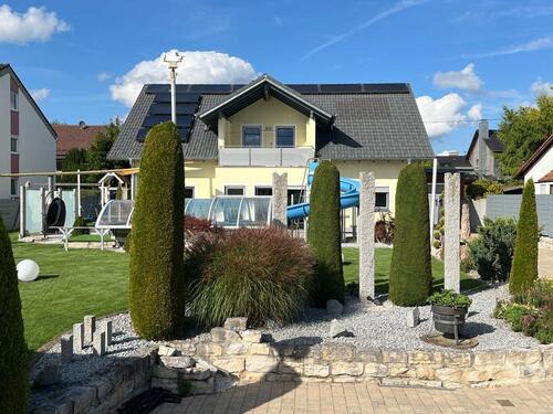 Foto - Traumhaftes Energiespar-EFH A+, exklusives Wohnen, Garten, Pool