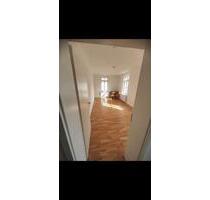 Helle 2-Zimmer-Wohnung im 1. OG mit Stellplatz in Engelsbrand