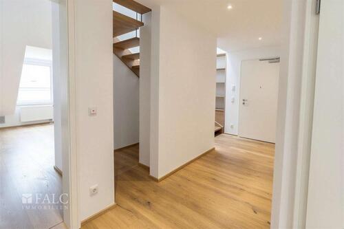 Foto - 2 Zimmer Dachgeschoßwohnung in München