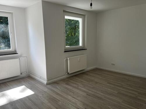 Foto - Einziehen und wohlfühlen! 3-Zimmer-Wohnung, Renoviert und Einzugsbereit