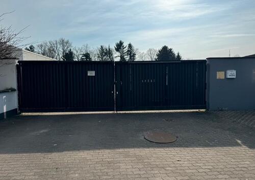 Foto - Gewerbefläche Gewerbegrundstück Büro Halle unterstand